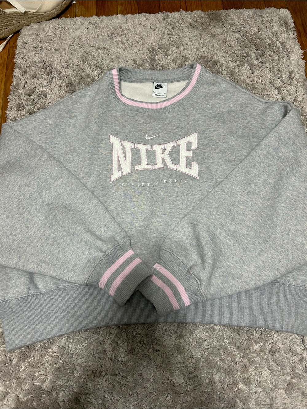 Nike Women's Gray Crewneck Sweater with Pink Trim Small